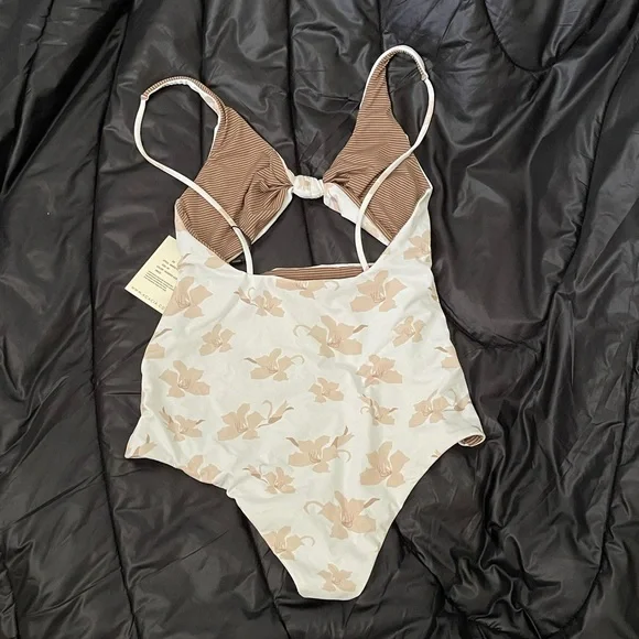 acacia swimwear Washed Aloha Indies One Piece - Picture 2 of 3